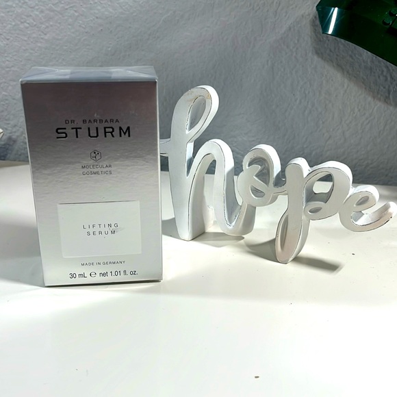 Dr. Barbra Sturm Lifting Serum - Picture 1 of 2